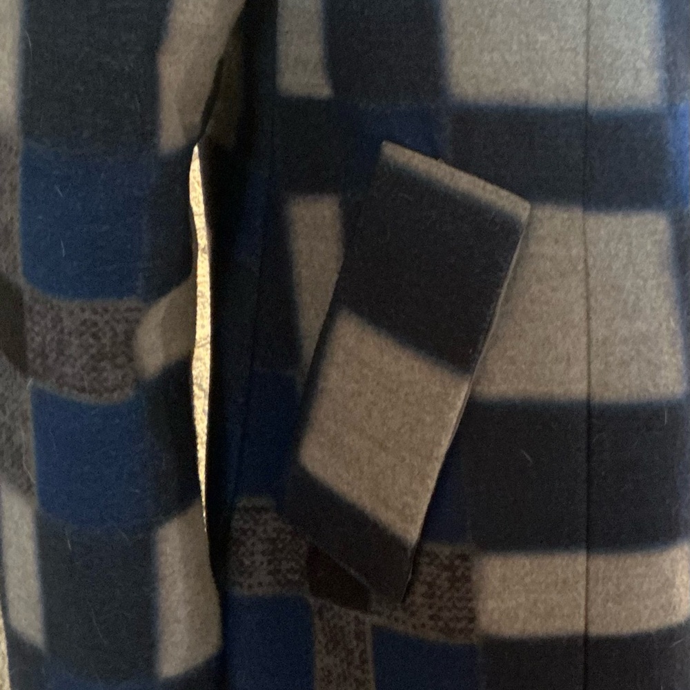 Blue and Gray Plaid Coat with Funnel Neck - Size M - Picture 5 of 6